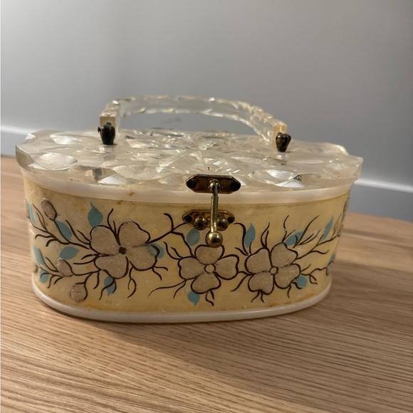 Vintage Floral Lucite Handbag with Clear Handles - Picture 8 of 8